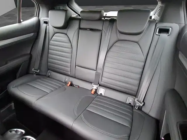 Alfa Romeo Stelvio Veloce 2,2 16V 210 AT8 Q4 Ansicht 10