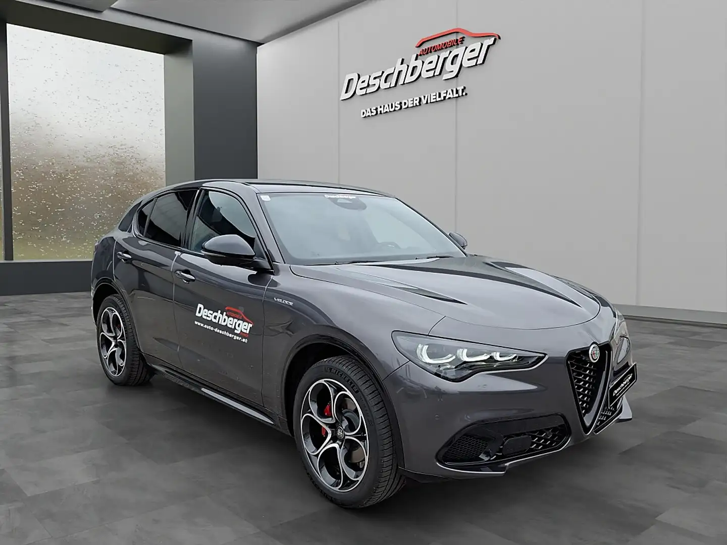 Alfa Romeo Stelvio Veloce 2,2 16V 210 AT8 Q4 Grau - 2
