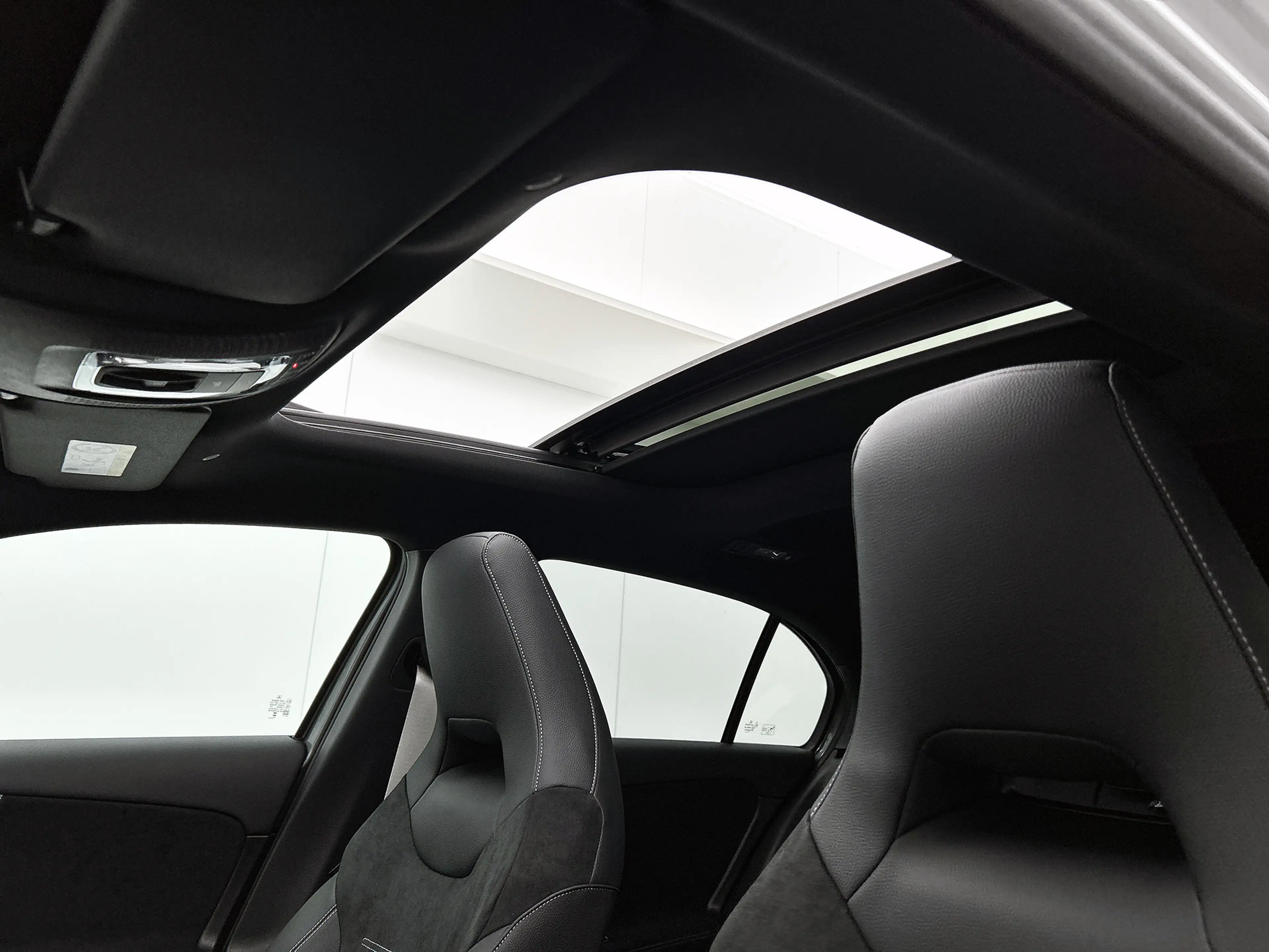 Mercedes-Benz A 250 e Business Solution AMG | AMG Line Plus pakket | S — photo 13