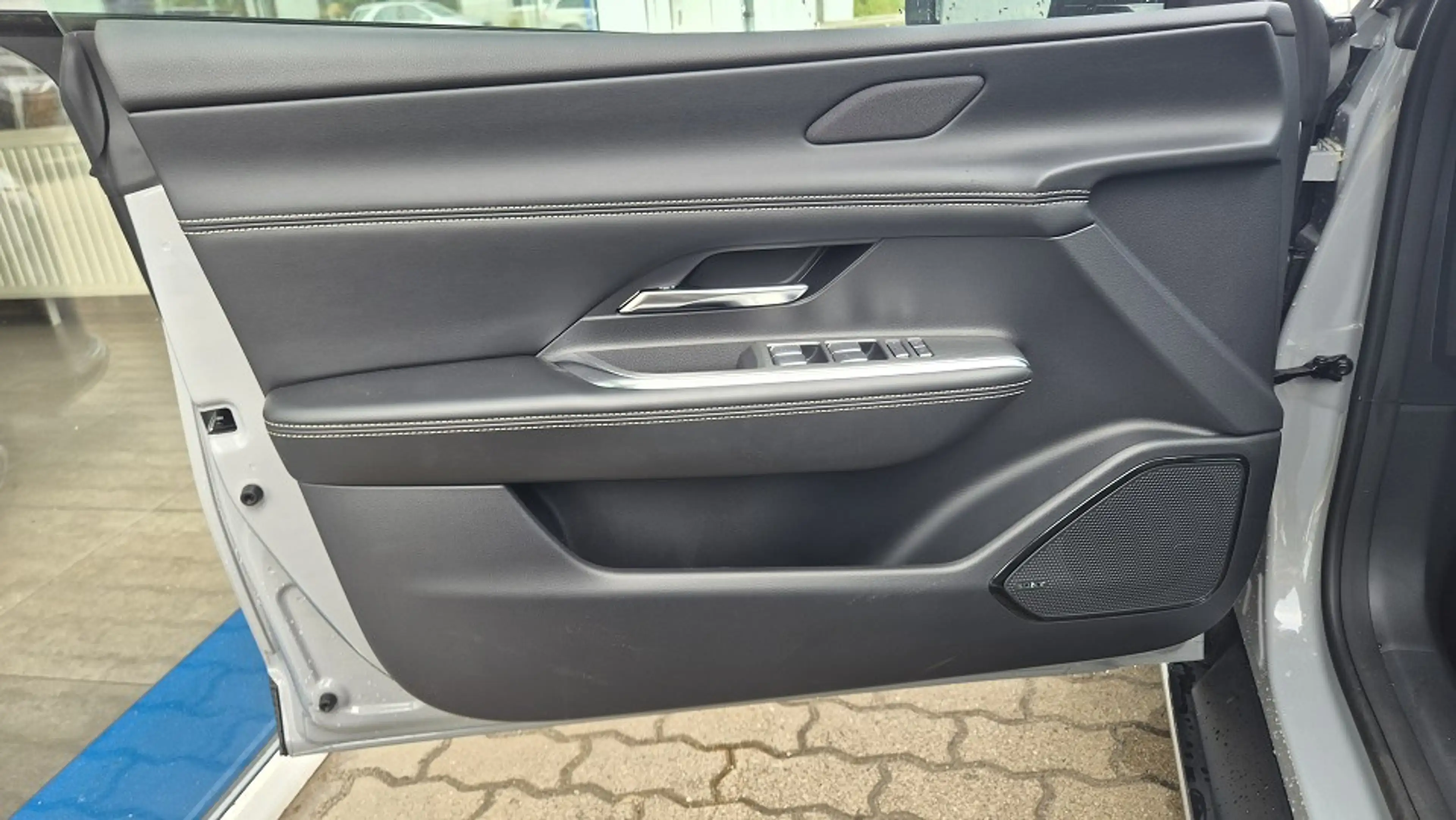 Mazda 6e EV 258ps 1AT RWD Takumi — photo 8
