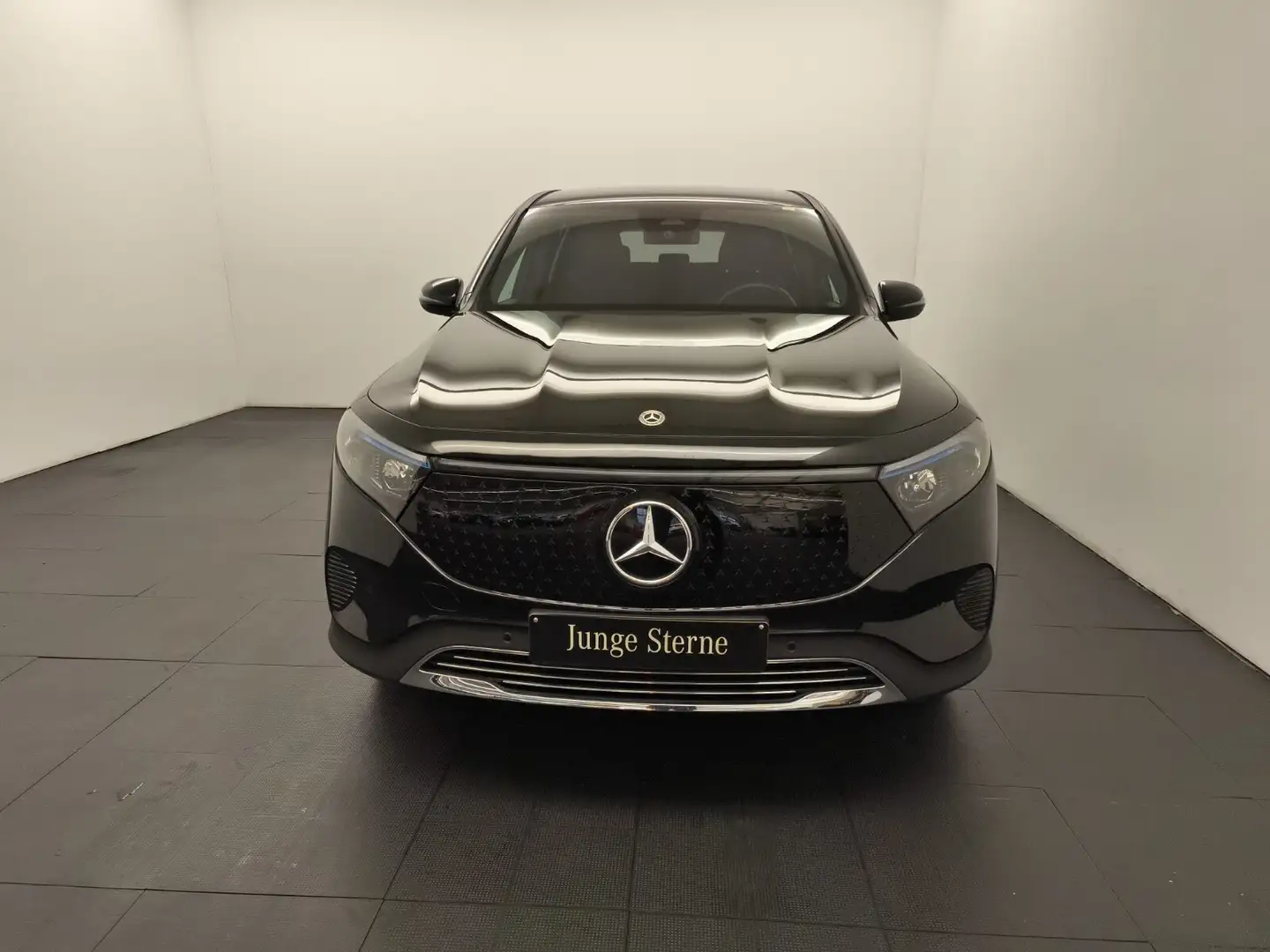 Mercedes-Benz EQB 300 EQB 300 4M Progressive Advanced AHK GUARD 360° Schwarz - 2