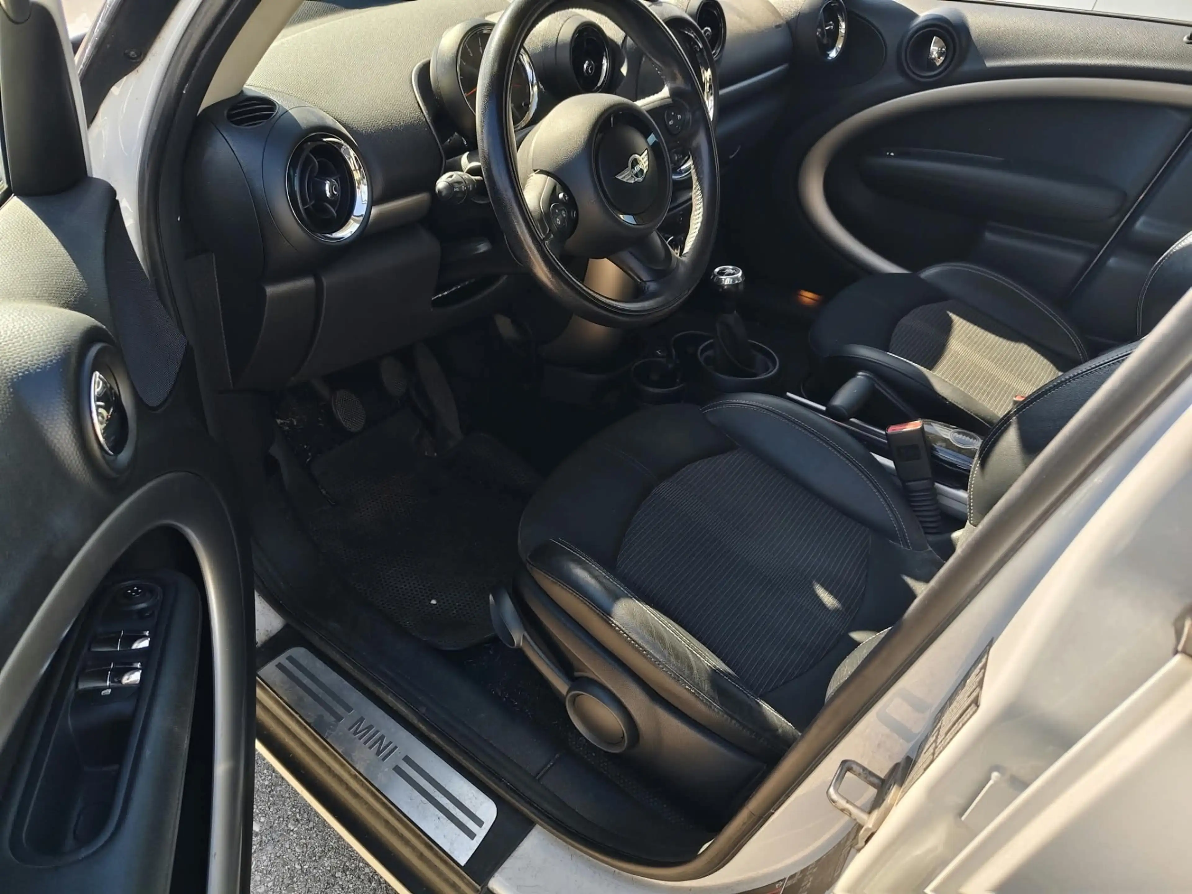 MINI Cooper D Countryman Cooper D All4 — photo 9