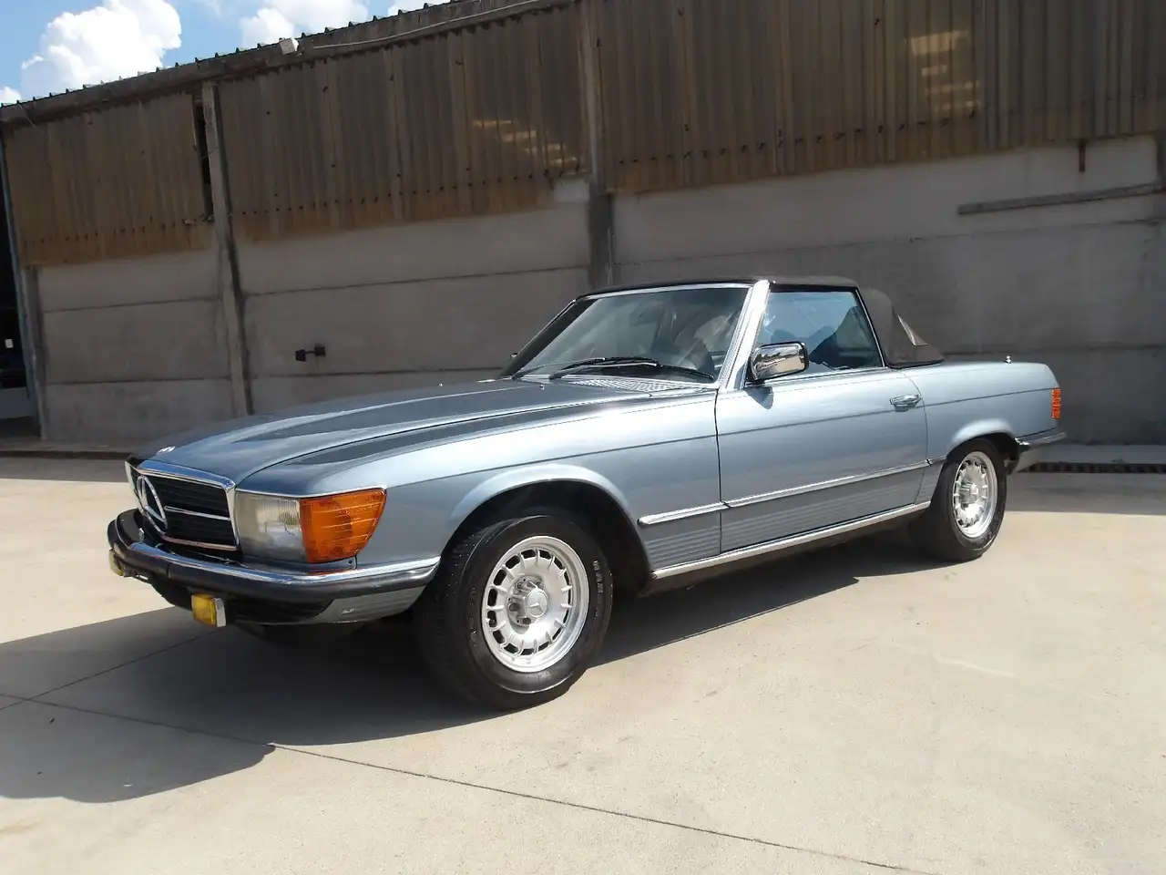 Mercedes-Benz 280 R 107, foto 1