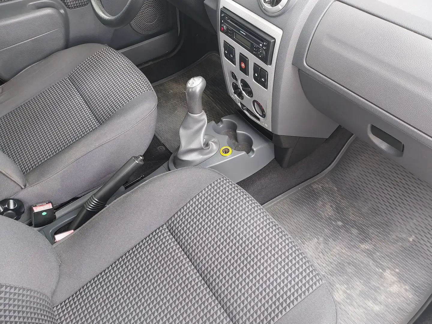 Dacia Logan Logan, 65tkm Argent - 2