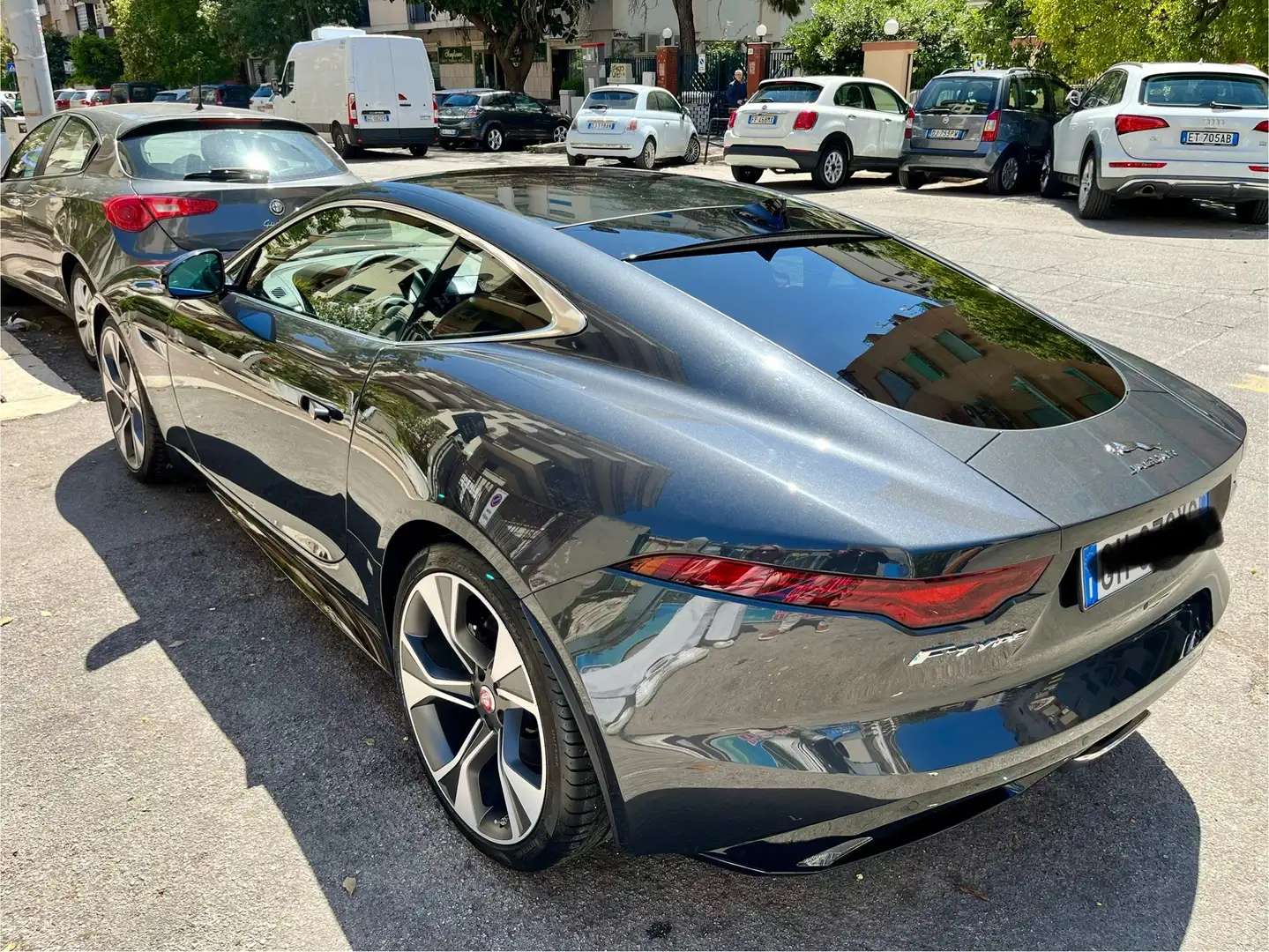 Jaguar F-Type Coupe 2.0 i4 R-Dynamic rwd 300cv auto - 2