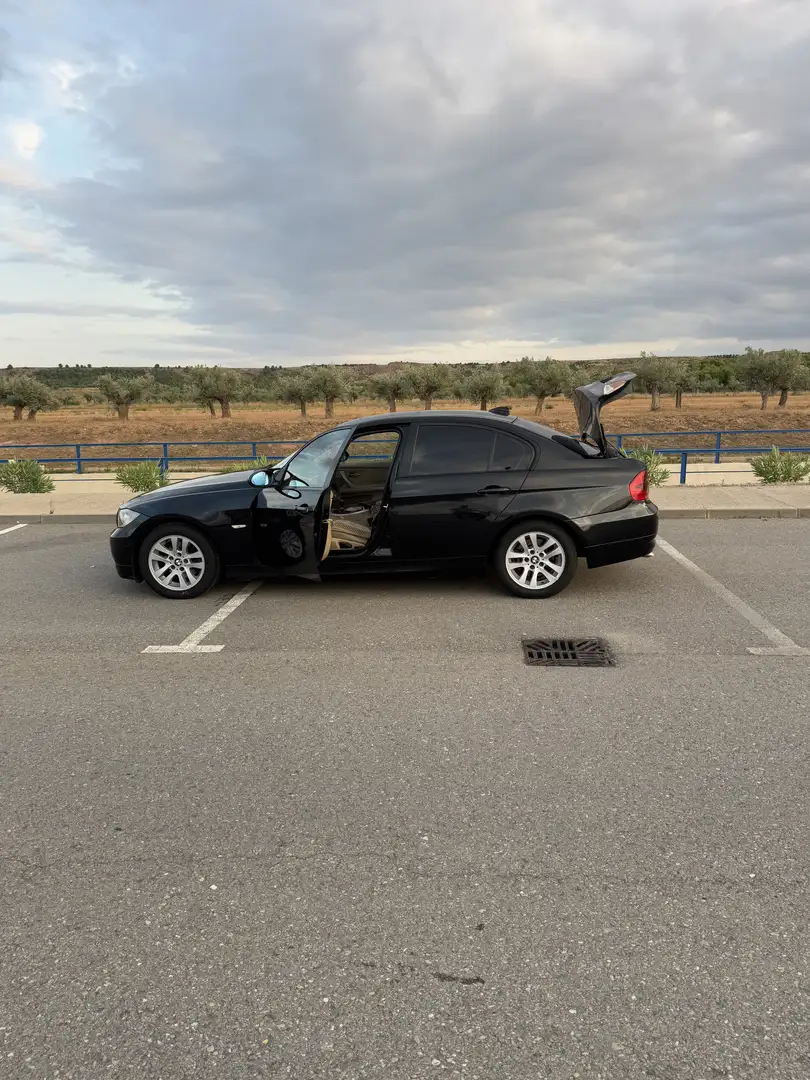 BMW 320 320d - 2