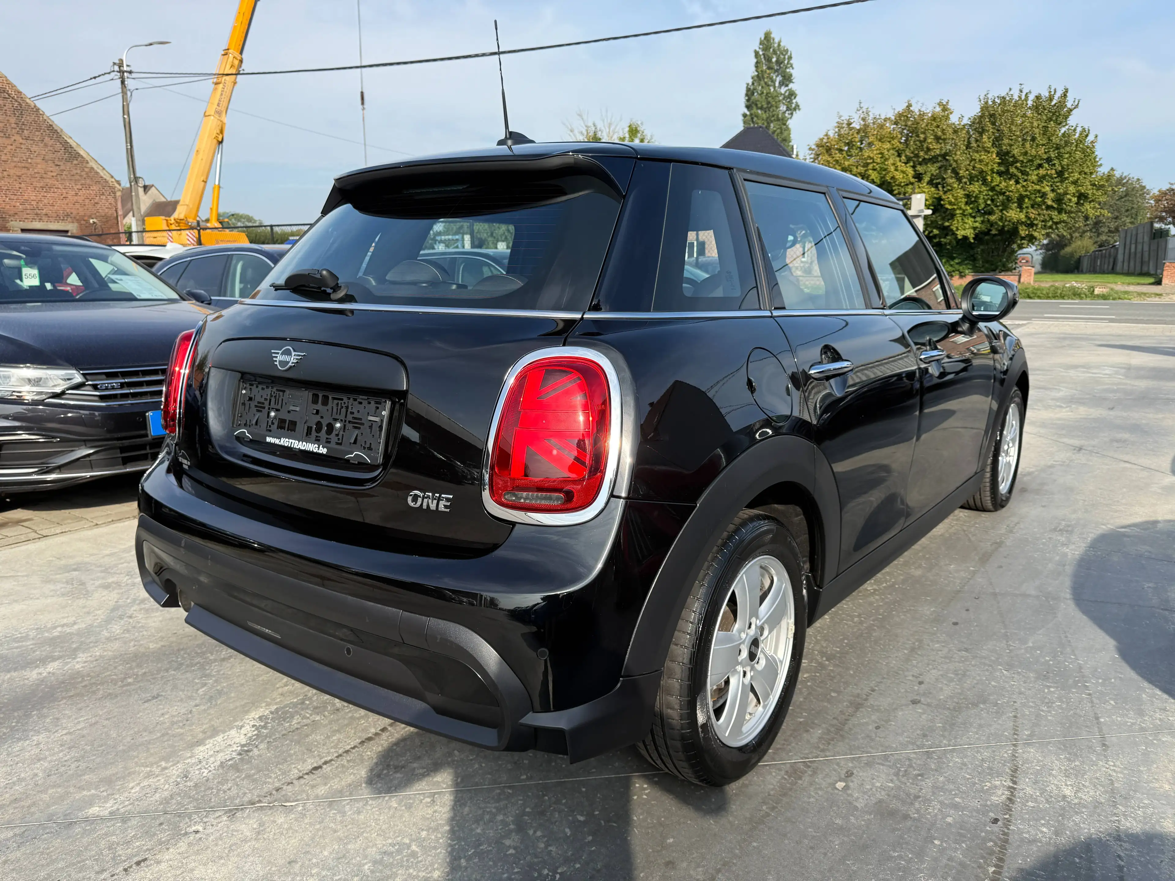 MINI One 1.5i 102PK FACELIFT 5-DEURS NAVIGATIE FULL LED CARPLAY PDC BLUETOOTH AIRCO — photo 5