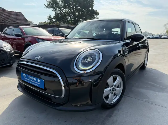 MINI One 1.5i 102PK FACELIFT 5-DEURS NAVIGATIE FULL LED CARPLAY PDC BLUETOOTH AIRCO