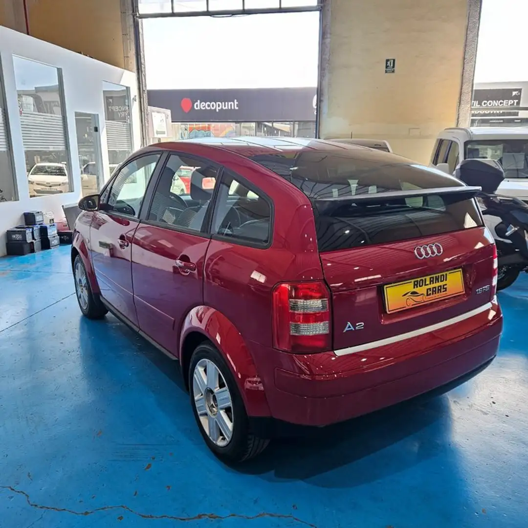 Audi A2 1.6 FSI Burdeos - 2