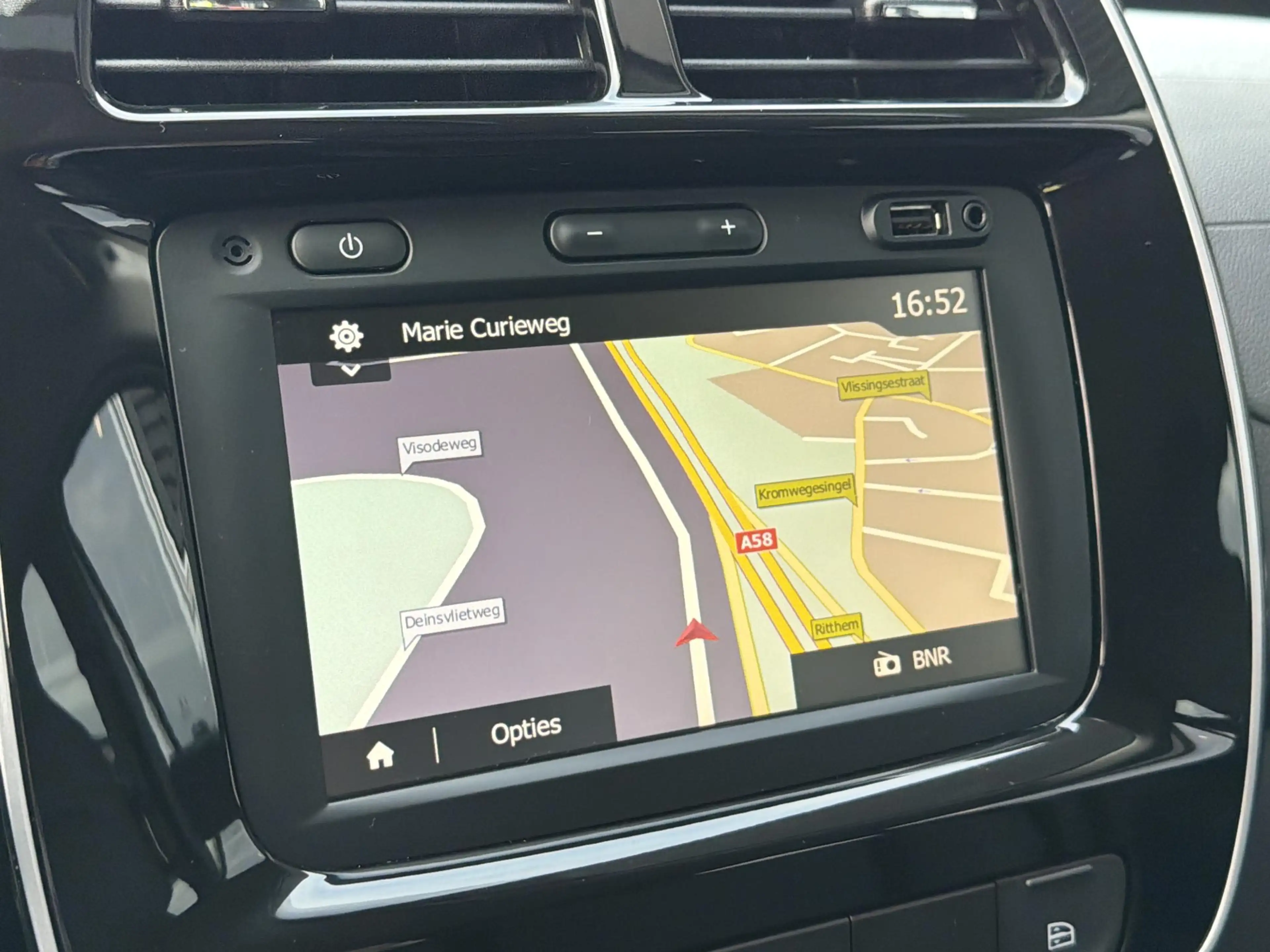 Dacia Spring Expression 27 kWh — photo 13