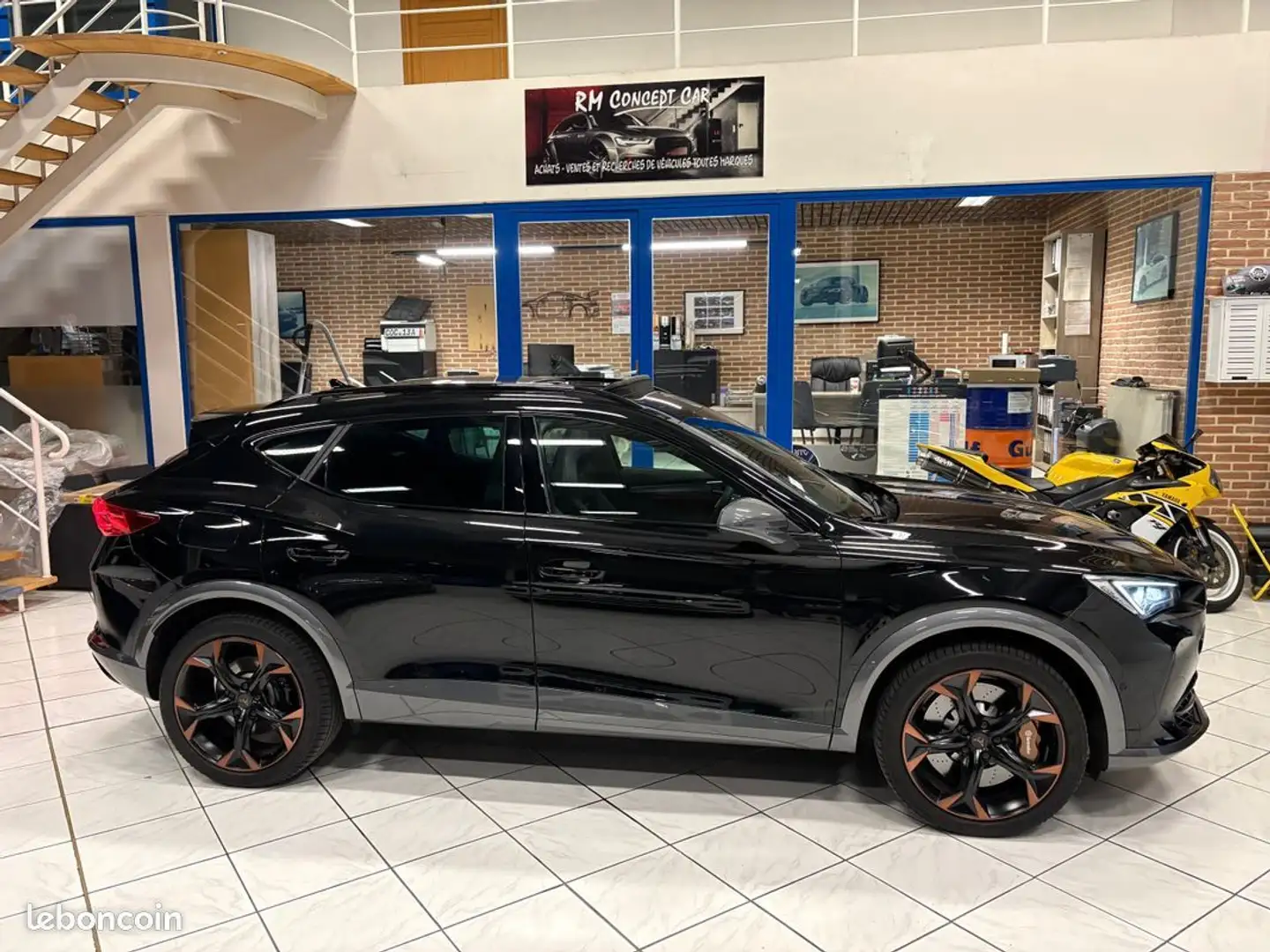 CUPRA Formentor VZ 2.0 TSI 4DRIVE DSG 310CH TOIT OUVRANT-GPS-LED-SON BEATS-CAMERA-ATTACHE REM-JANTES 19-CARTE GRISE INCLUSE Noir - 2