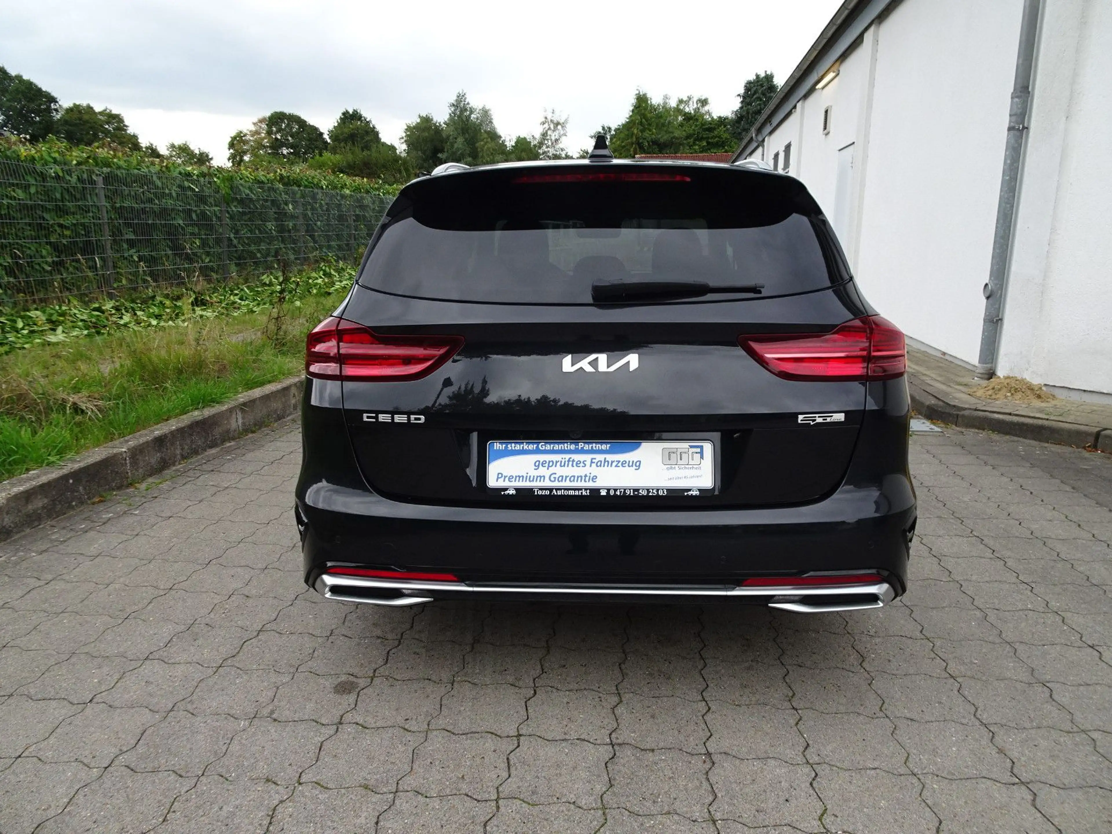 Kia Ceed / cee'd 1.5 T-GDI DCT GT-line SW — photo 3
