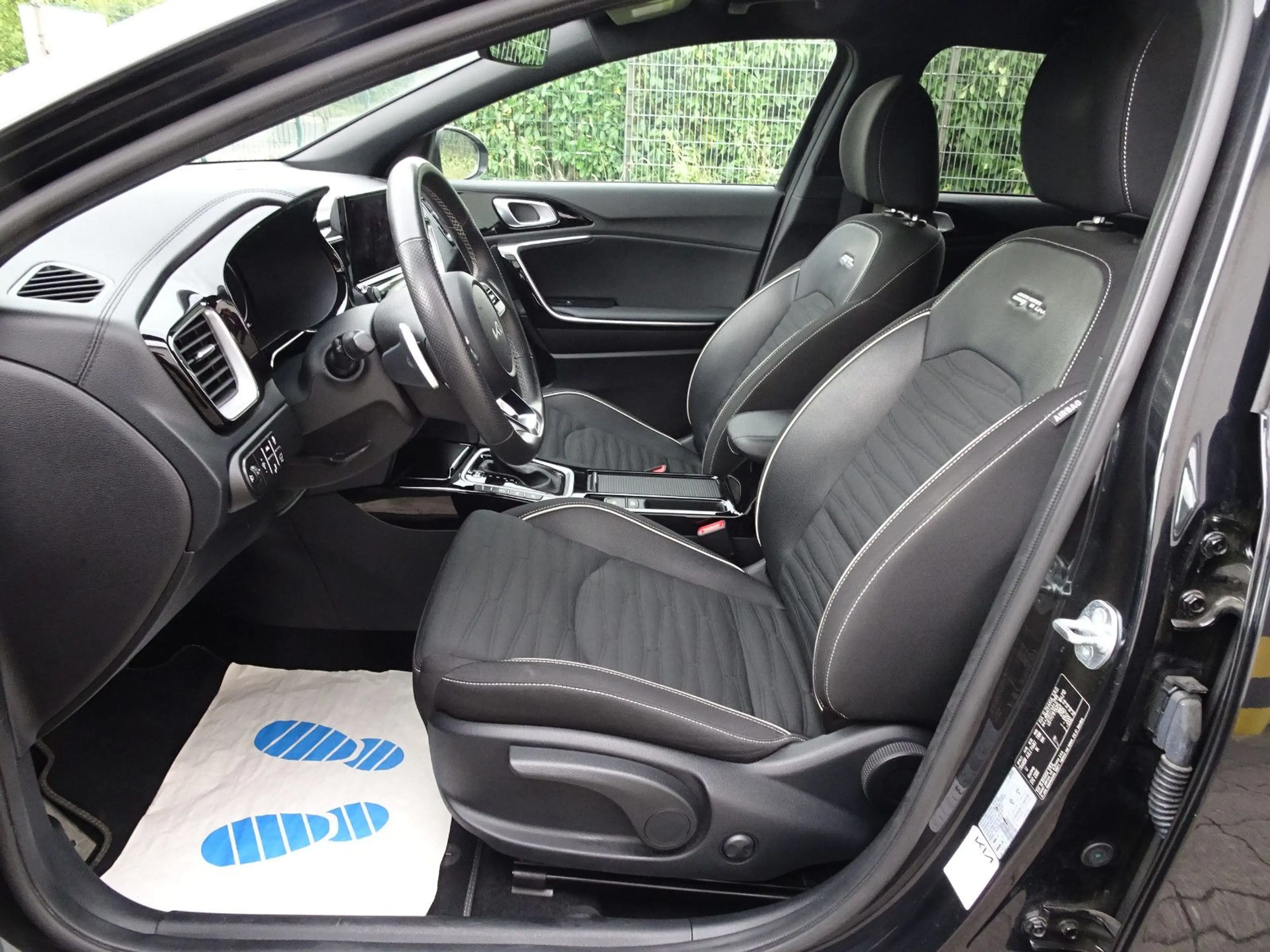 Kia Ceed / cee'd 1.5 T-GDI DCT GT-line SW — photo 14
