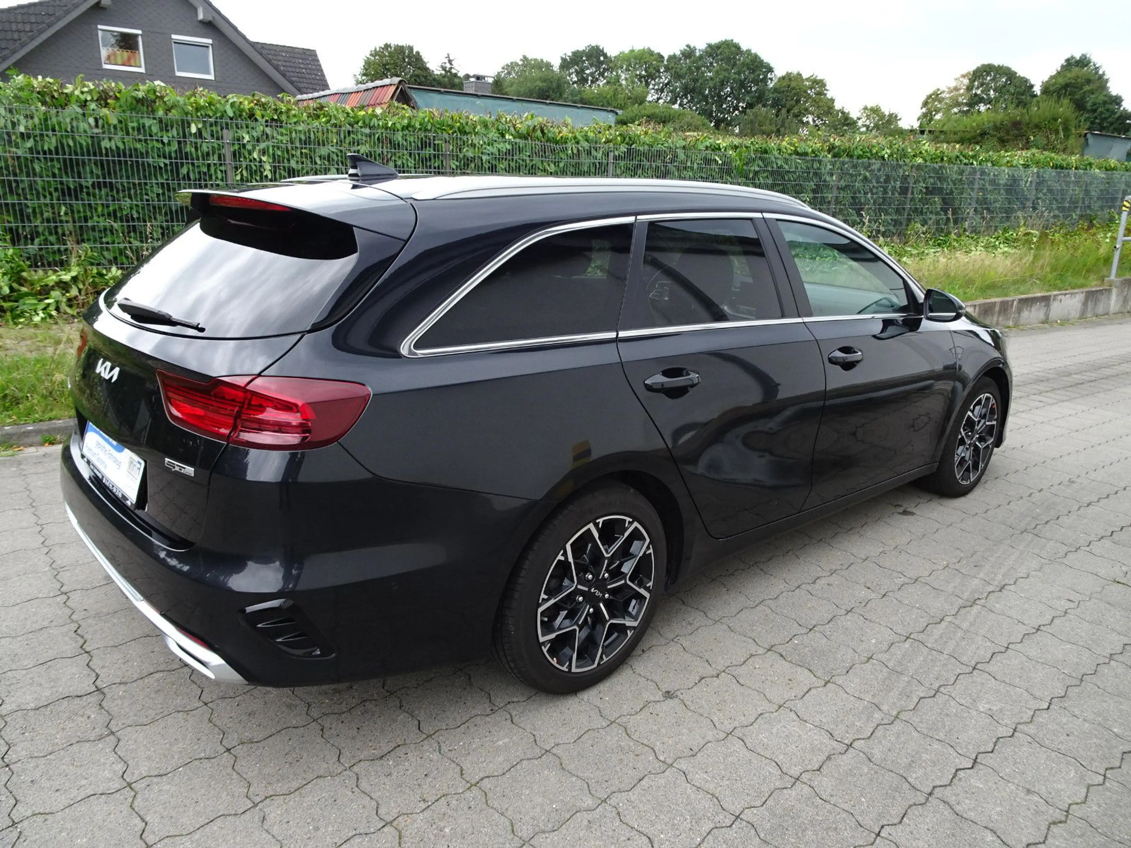 Kia Ceed / cee'd 1.5 T-GDI DCT GT-line SW — photo 4