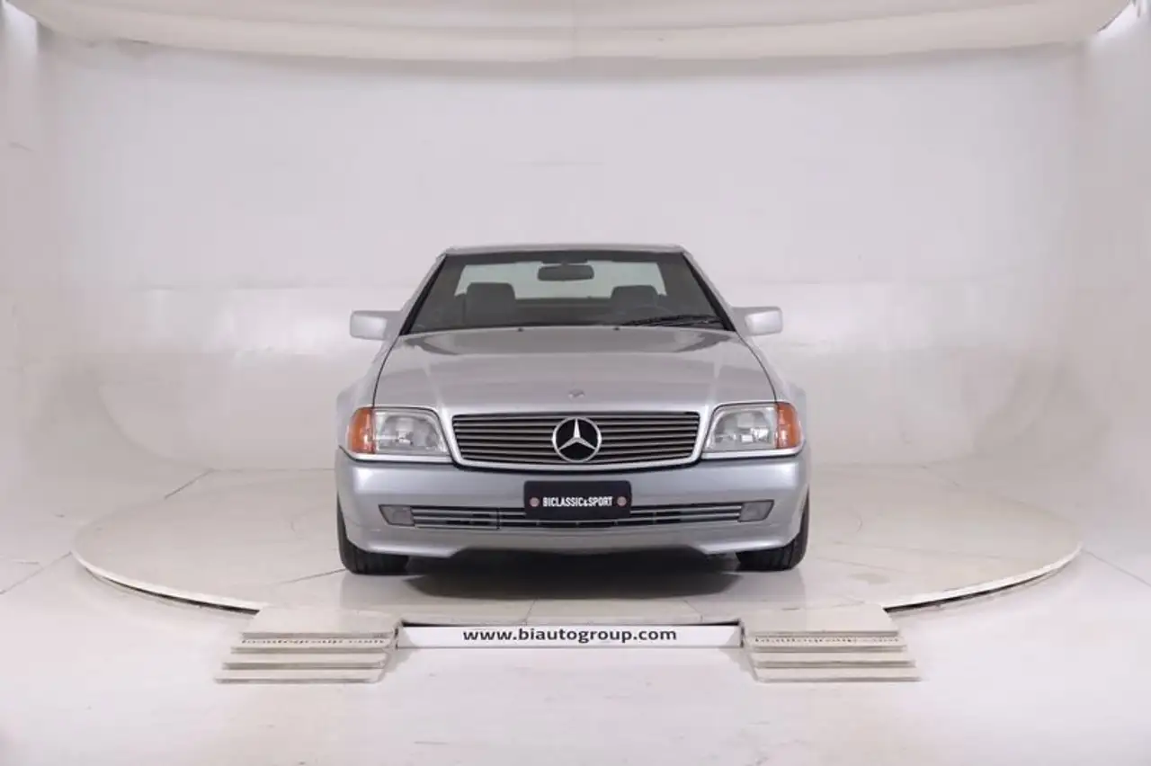 Mercedes-Benz SL 300 300, foto 2