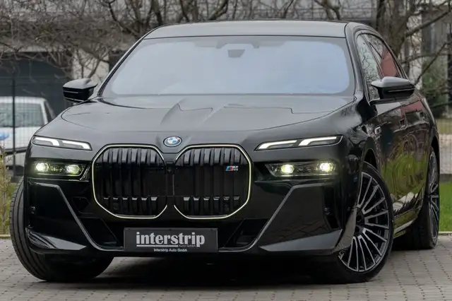 2025 BMW 7 Series in Black for sale