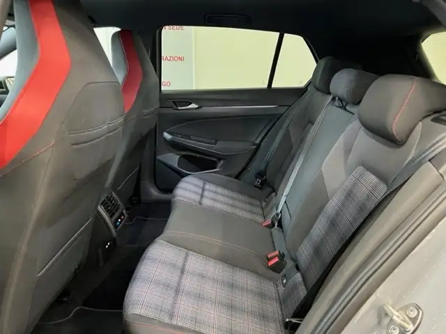 Volkswagen Golf view 7