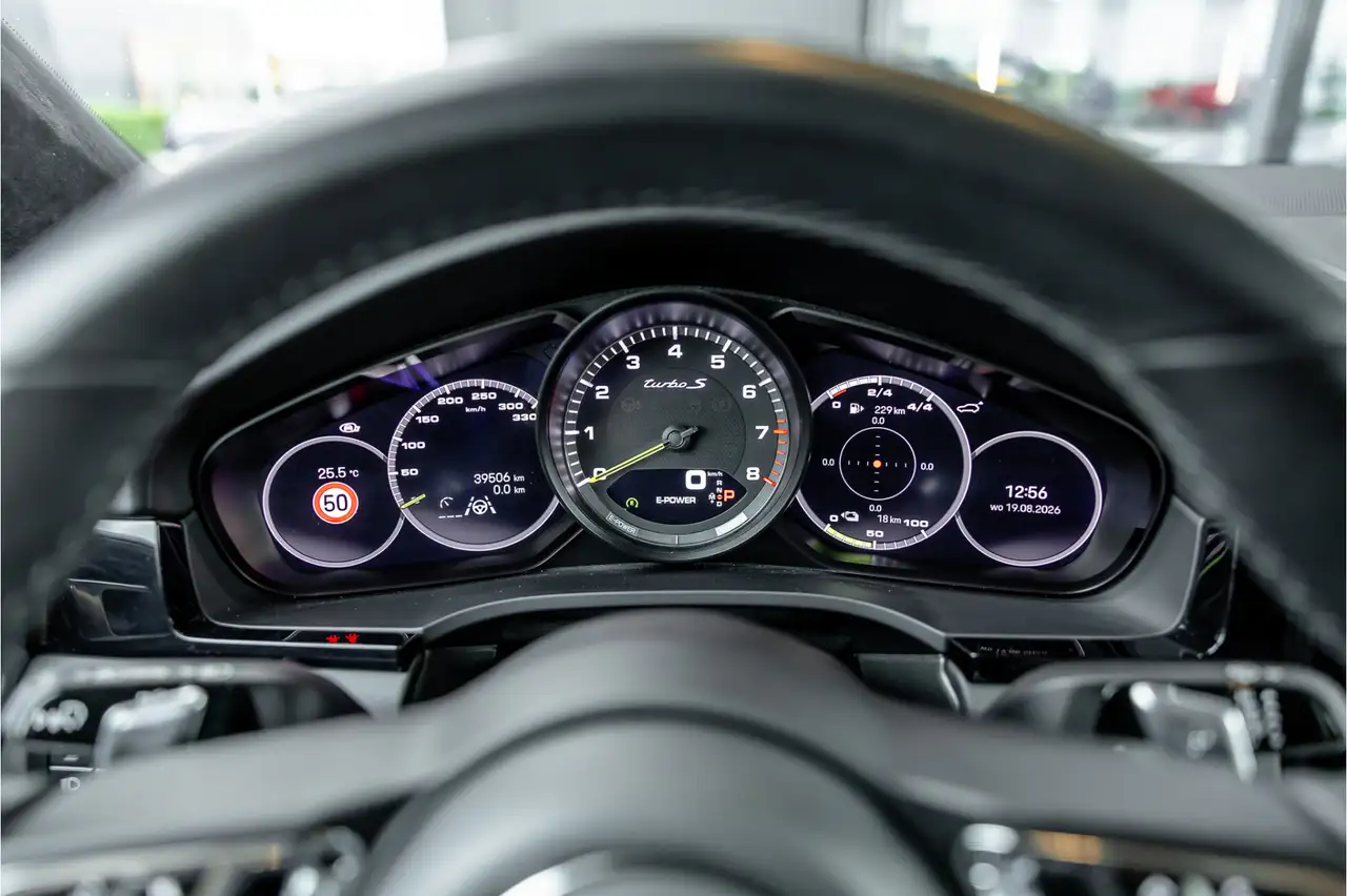 Porsche Cayenne Coupé 4.0 Turbo S E-Hybrid Sport Chrono + Burm, миниатюра 23