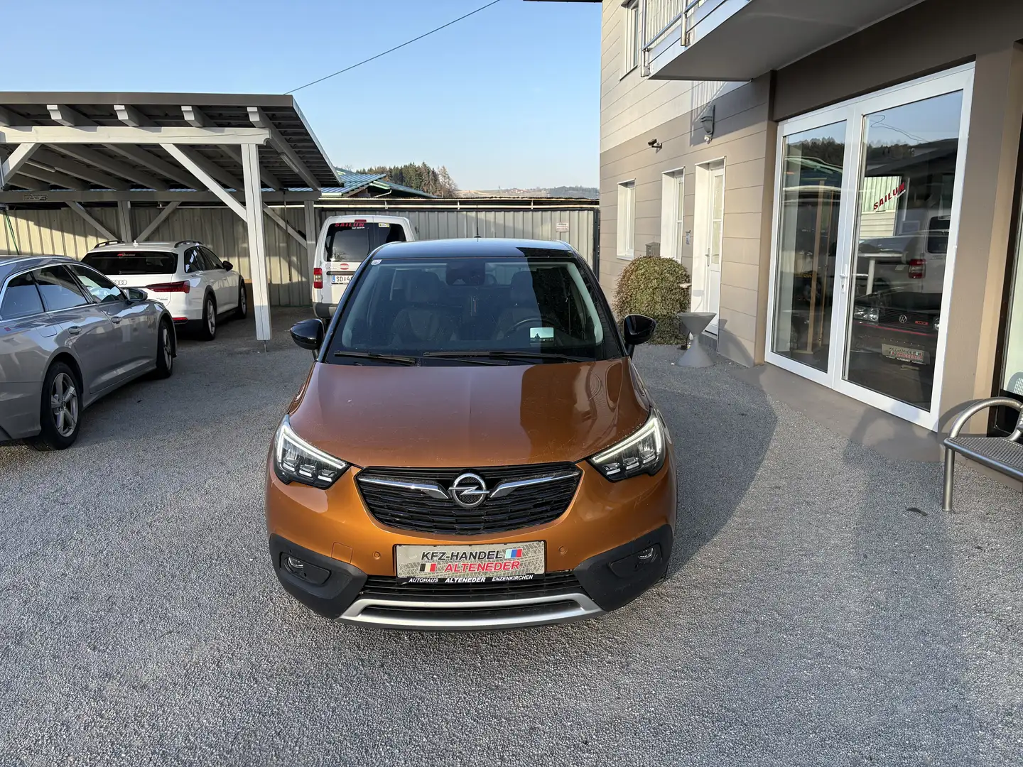 Opel Crossland X 1,2 Turbo Innovation Aut. *1.BZ*CARPLAY*NAVI*LED* Orange - 2