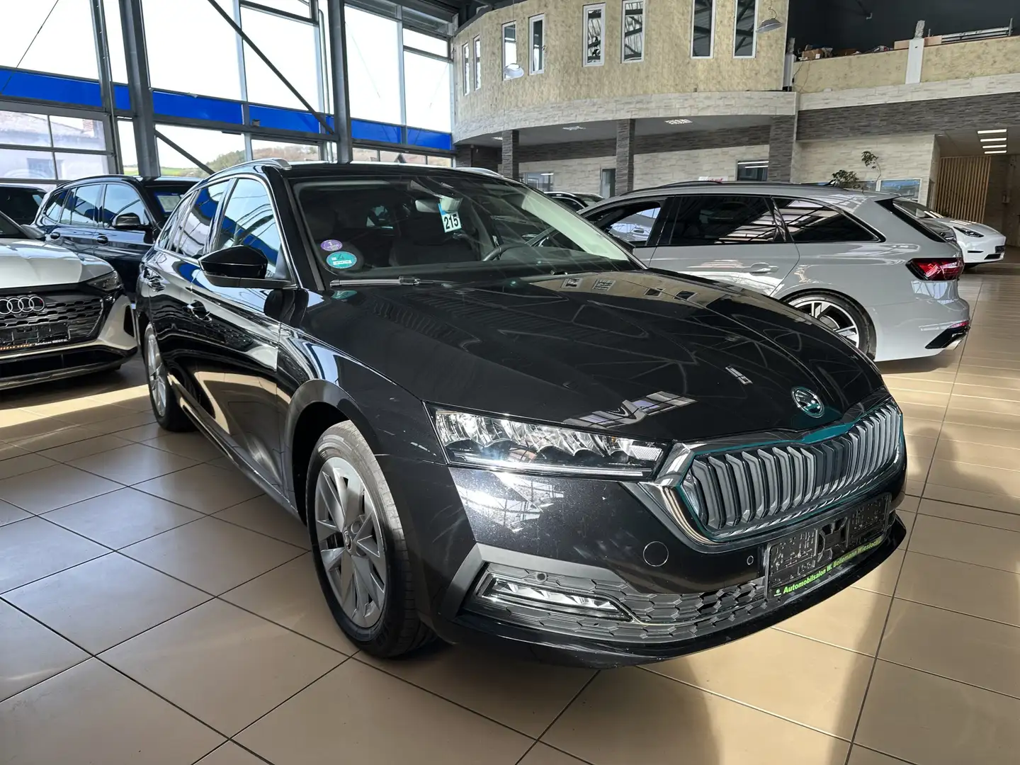 Skoda Octavia Style AHK LED dig.Cockpit PDC SHZ DAB+ Schwarz - 1