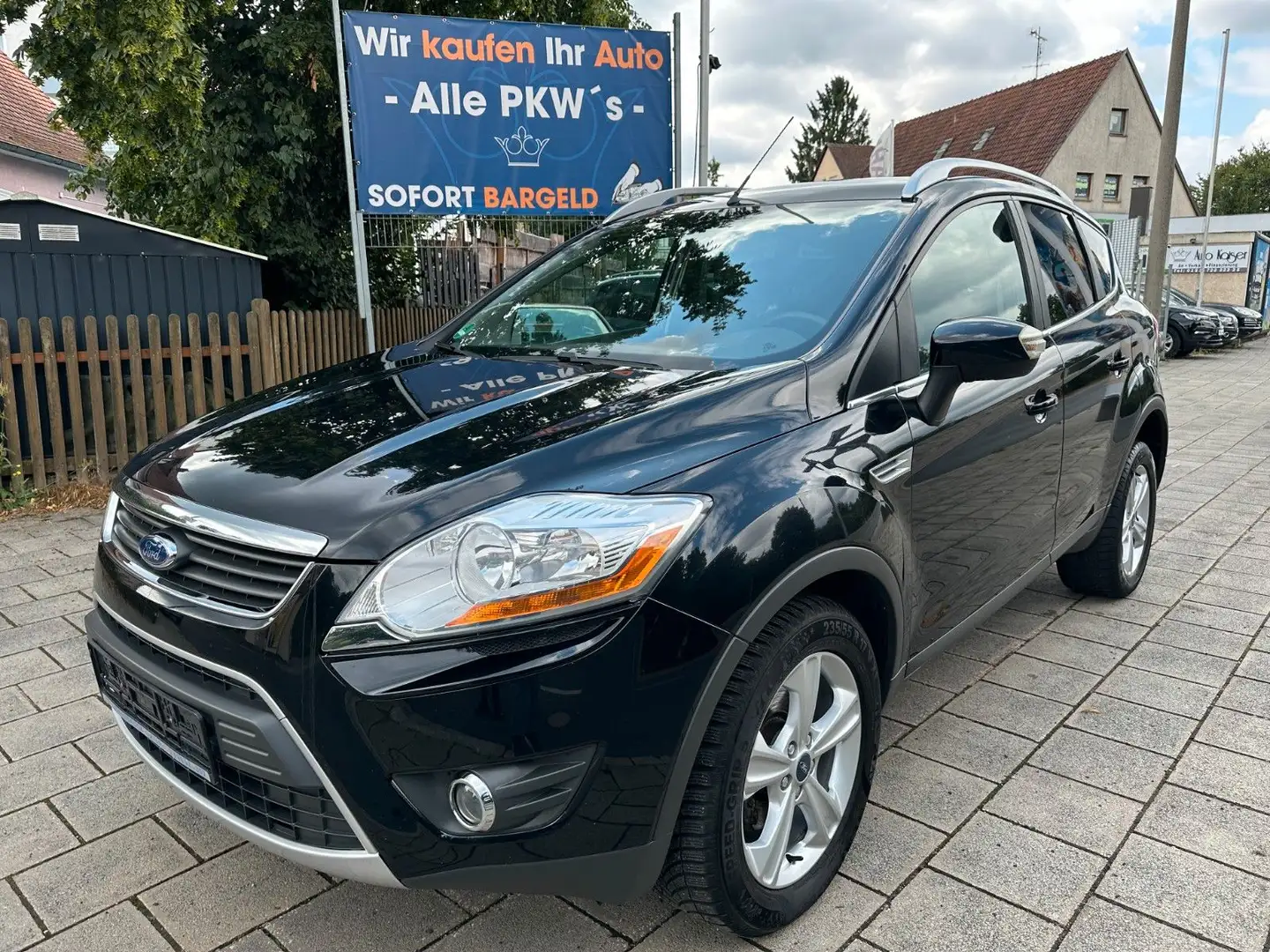 Ford Kuga Trend 2 HAND/NAVI/AHK/SHZ/ 4X4 Noir - 1