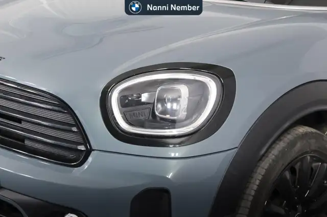 Mini Cooper Cooper view 5