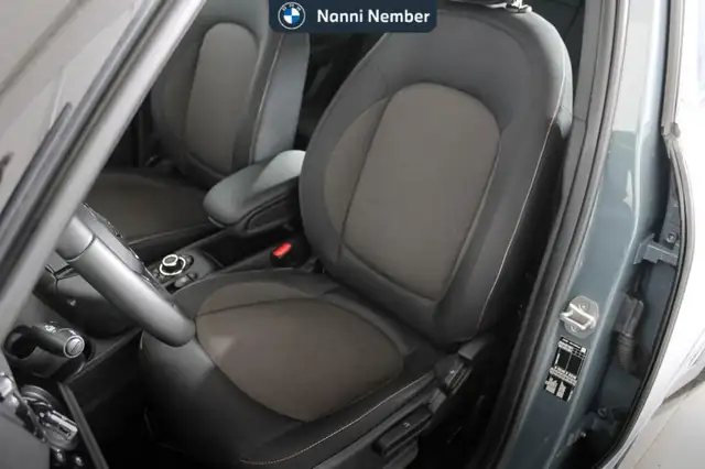 Mini Cooper Cooper view 14