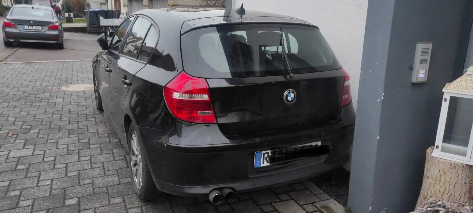 BMW 118 118i Edition Lifestyle Schwarz - 2