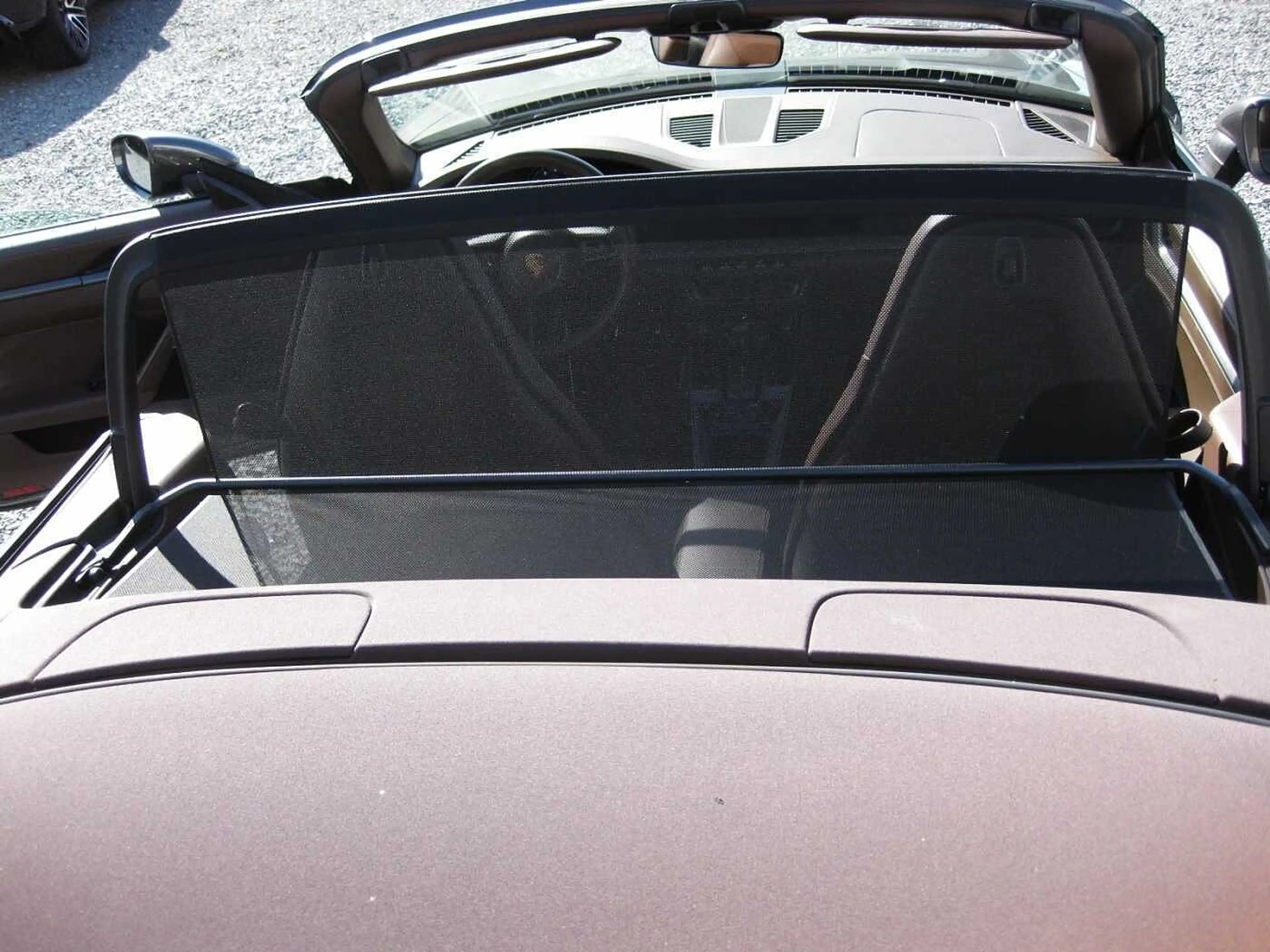 Porsche 992 911 C4 Cabrio PDK dt.Fzg. Top Ausst — photo 8
