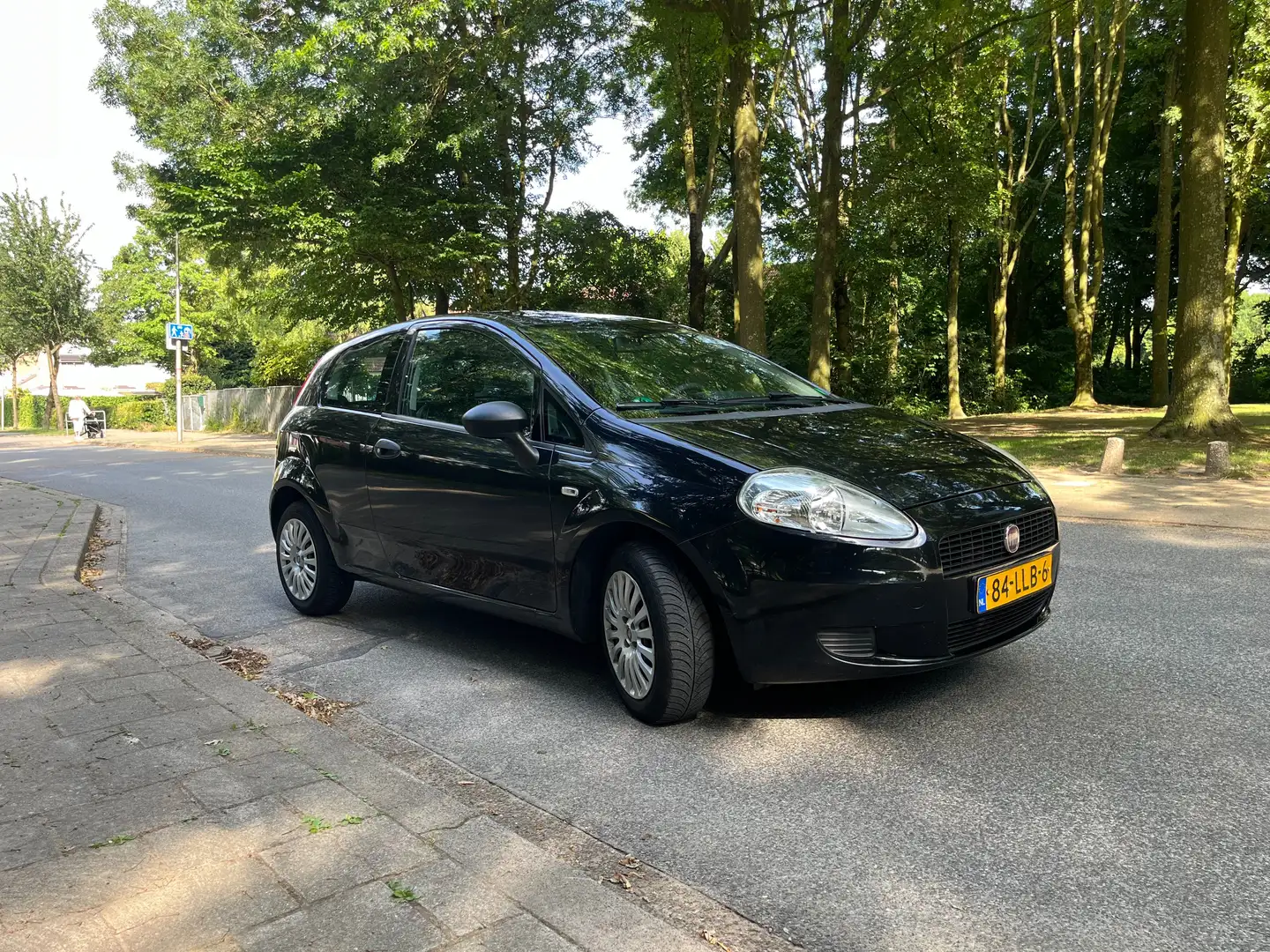 Fiat Punto Punto 1.4 Zwart - 2