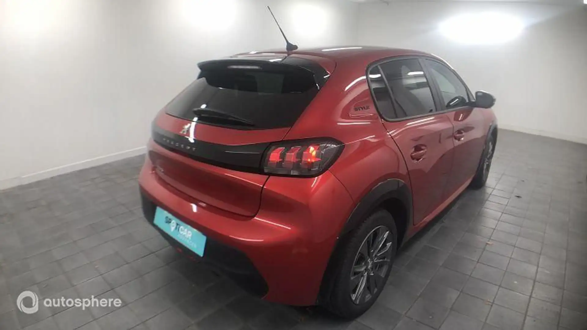 Peugeot 208 e-208 136ch Style - 2
