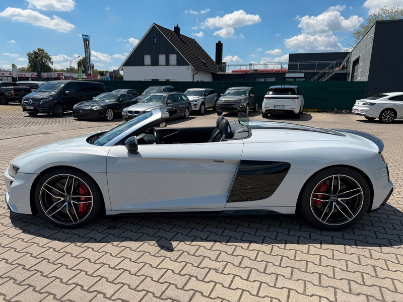Audi R8 Spyder 5.2 FSI quattro performance*Carbon*B&O — photo 9