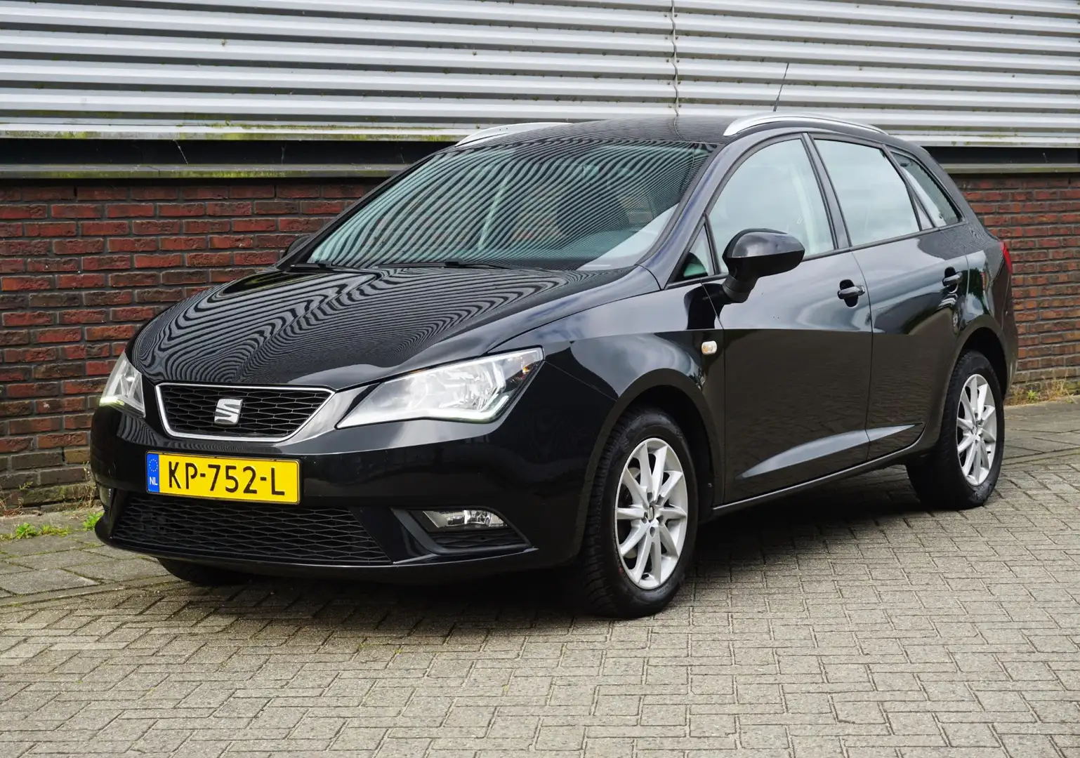 SEAT Ibiza ST 1.0 EcoTSI Style Connect/All-Season/Incl.Nwe AP Zwart - 1