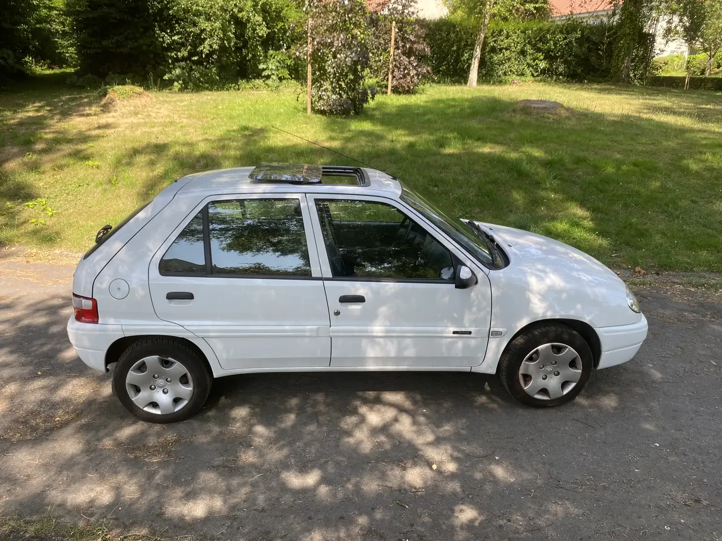 Citroen SAXO 1.4i SX 1er Proprio / Prêt à être immatriculé Blanc - 2
