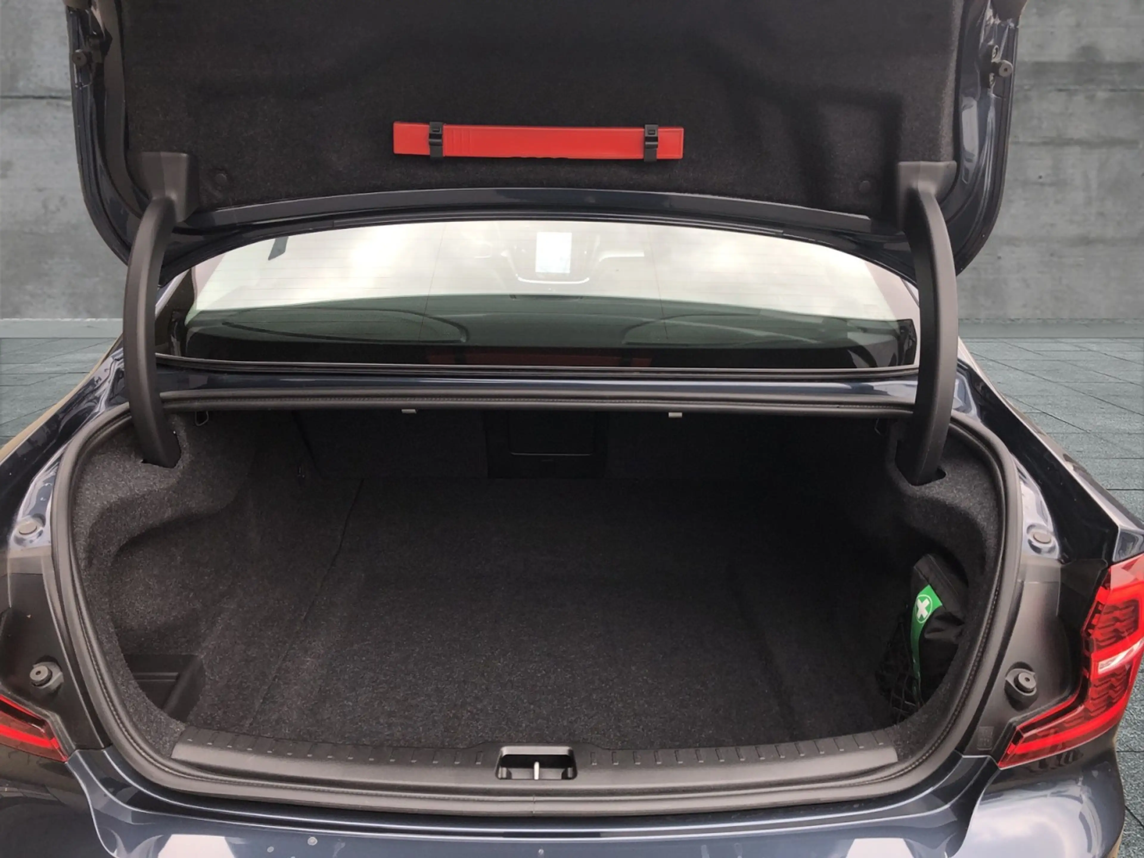 Volvo S60 B5 (Benzin) AWD Plus Dark (EURO 6d)(OPF) Klima — photo 8