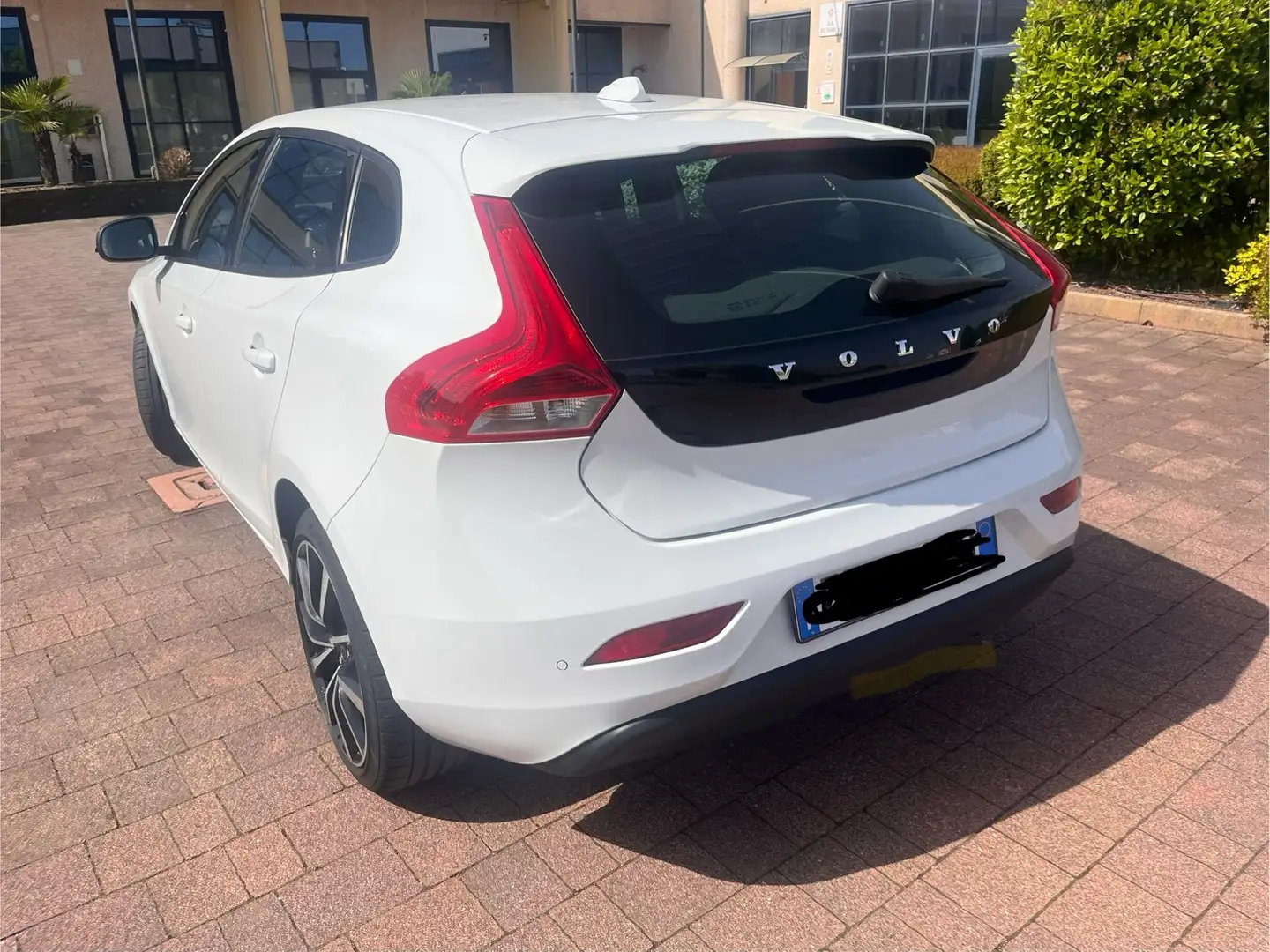 Volvo V40 1.5 t2 Business Plus geartronic my19 Bianco - 2
