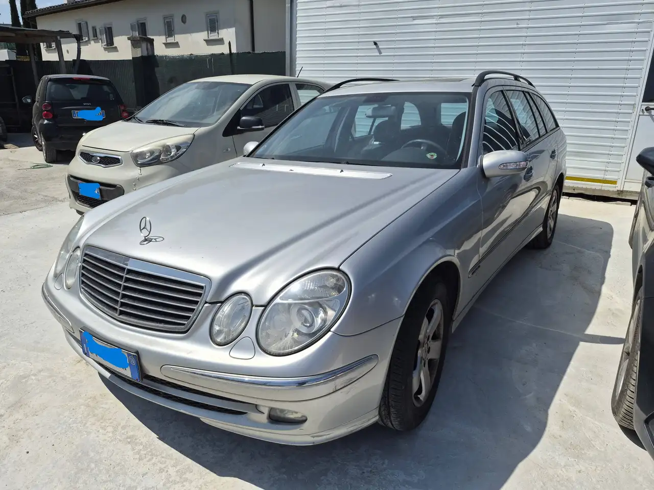 Mercedes-Benz E 270