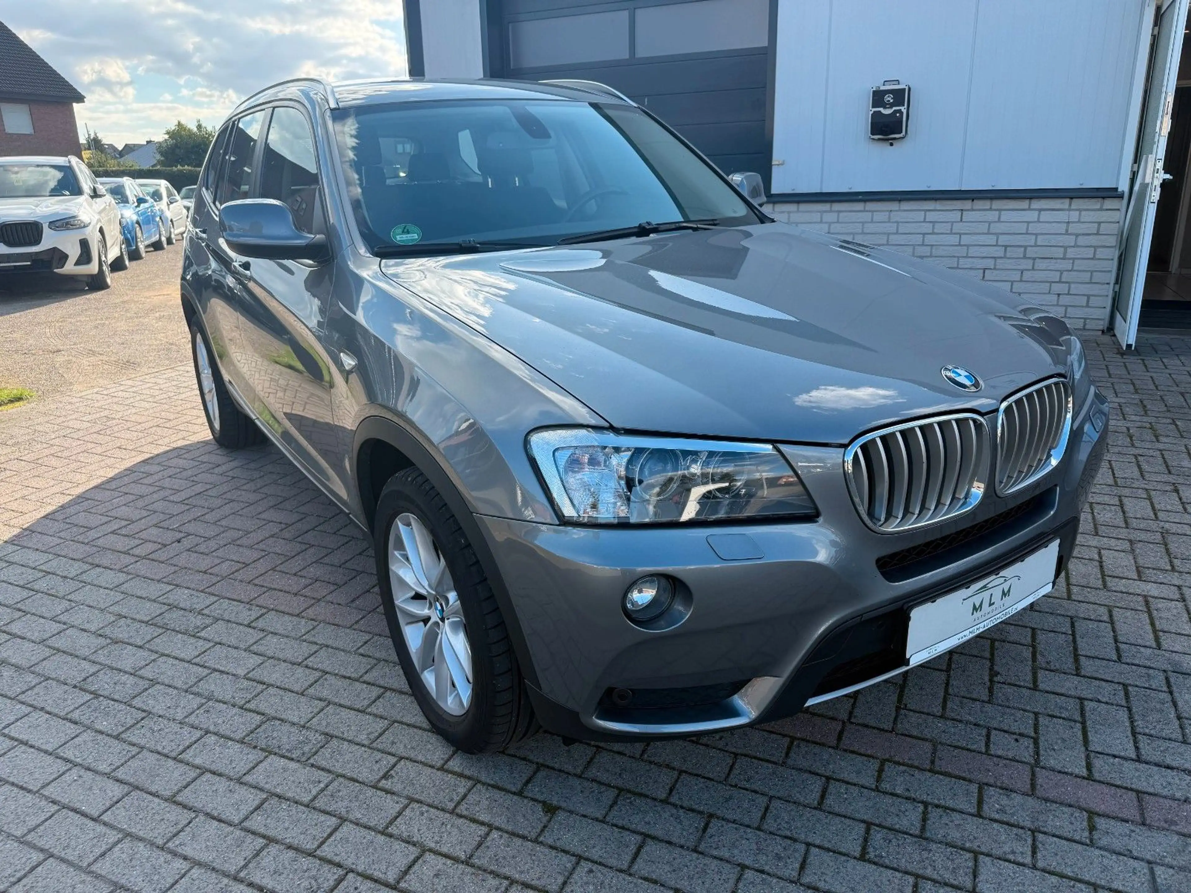 BMW X3 xDrive 28 i Klima Navi Xenon Kamera