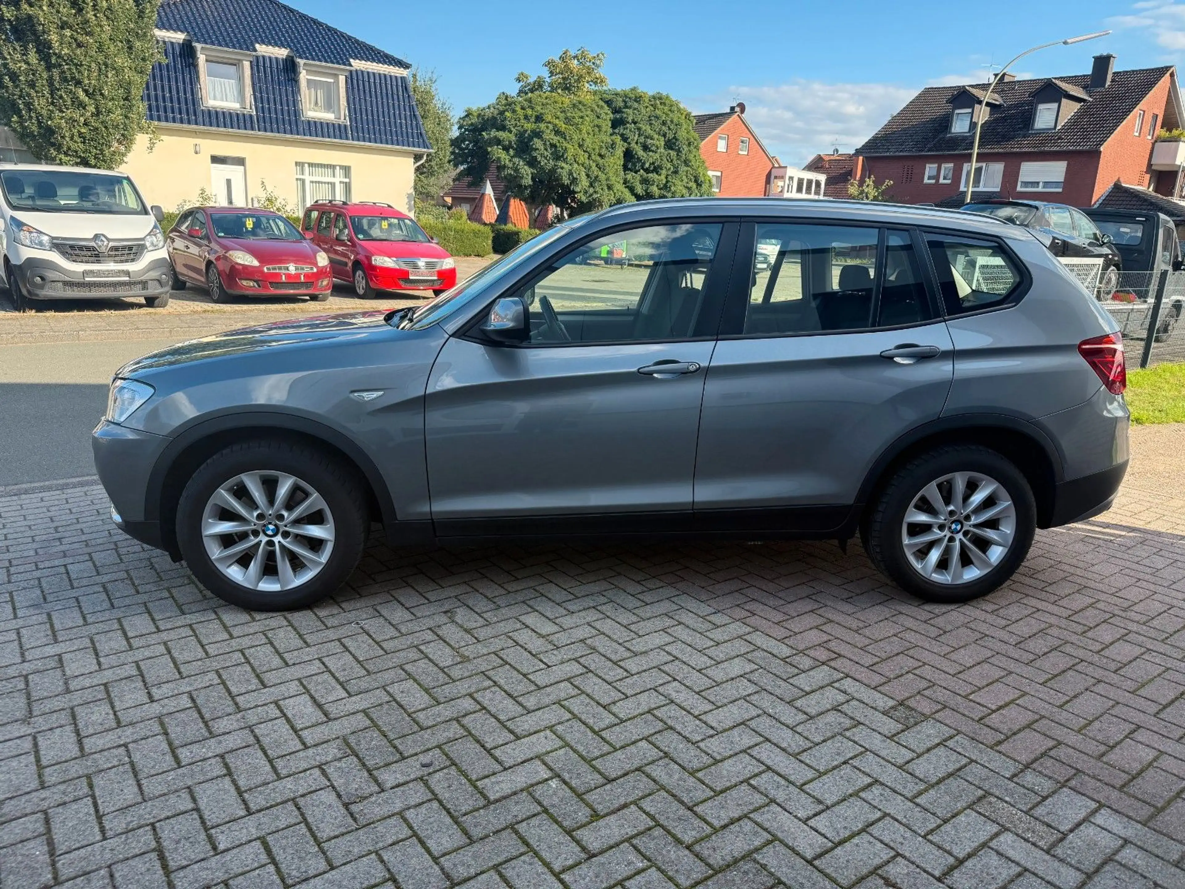 BMW X3 xDrive 28 i Klima Navi Xenon Kamera — photo 11