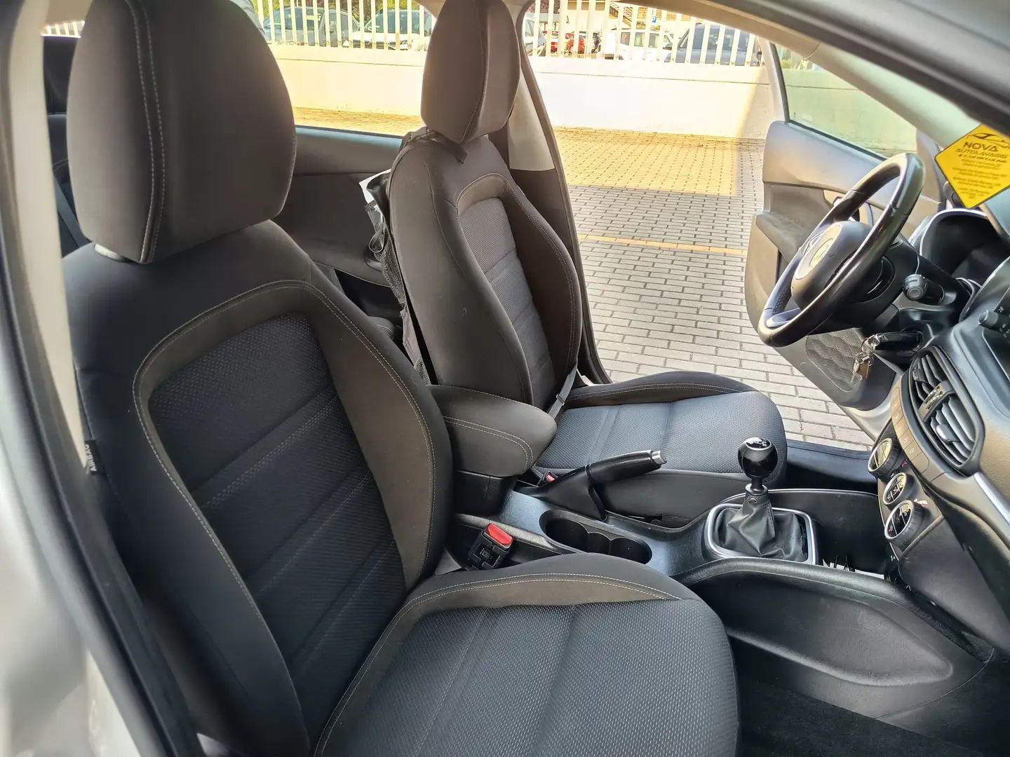 Fiat Tipo Tipo SW II 2016 SW 1.6 mjt S-Design s Stříbrná - 2