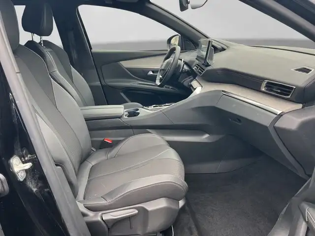 Peugeot 5008 view 9