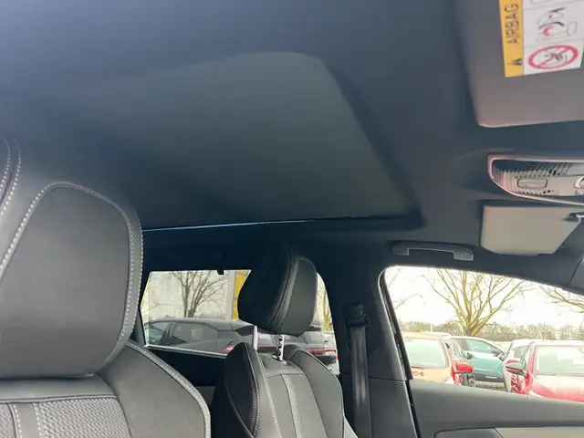 Peugeot 5008 view 10