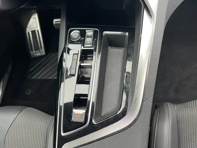 Peugeot 5008 view 11