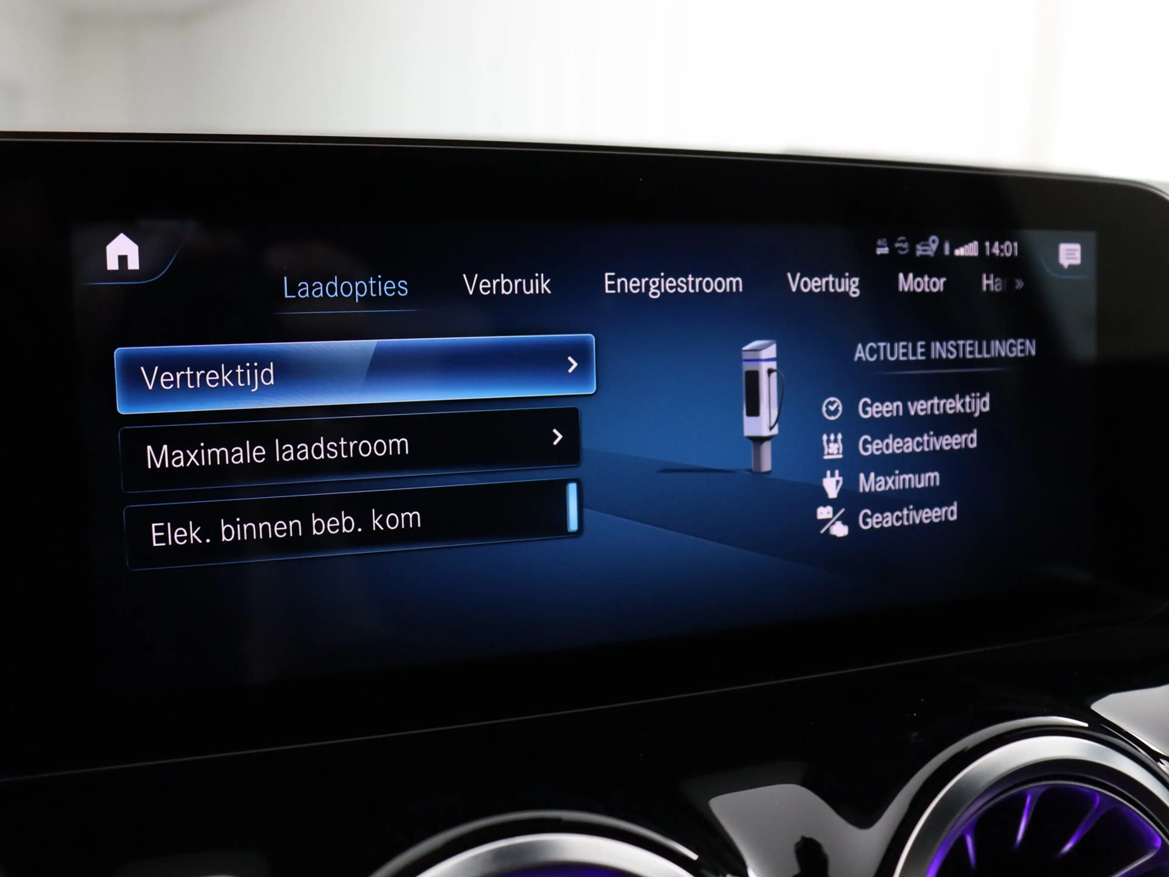 Mercedes-Benz GLA 250 e AMG Line (Pano / 360 Camera / Burmester / ACC / — photo 25