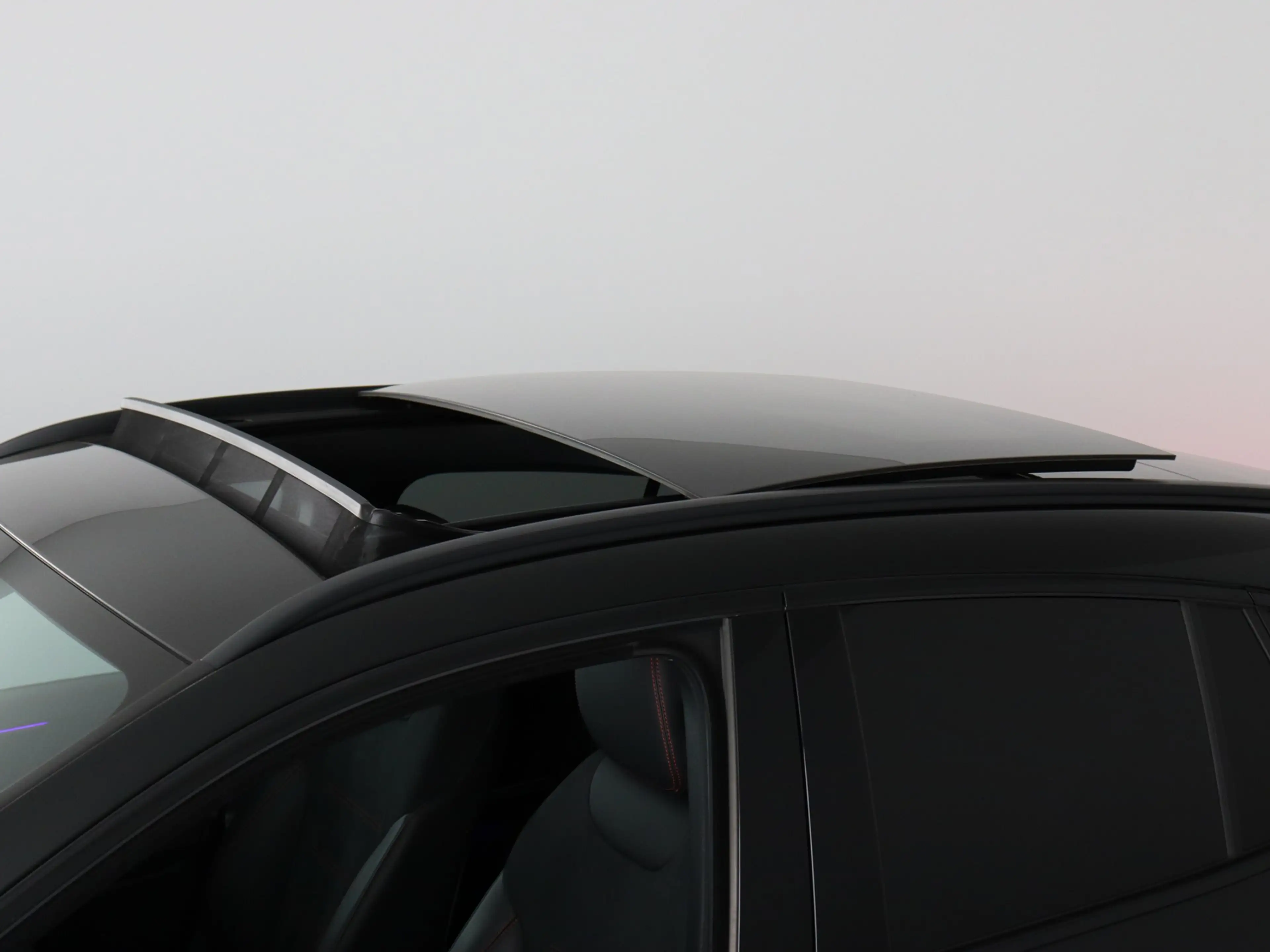 Mercedes-Benz GLA 250 e AMG Line (Pano / 360 Camera / Burmester / ACC / — photo 38