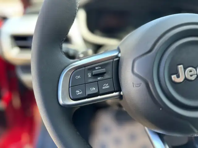 Jeep Avenger view 14