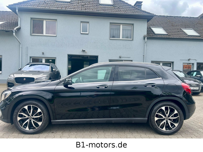 Mercedes-Benz GLA 220 CDI / d 4Matic*LED*Navi*AHK*Stand-HZG*1A — photo 11