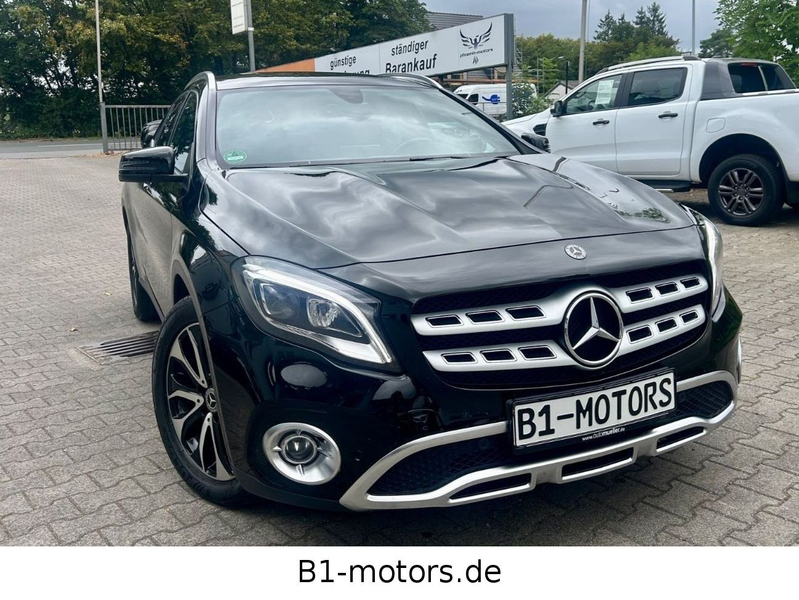 Mercedes-Benz GLA 220 CDI / d 4Matic*LED*Navi*AHK*Stand-HZG*1A