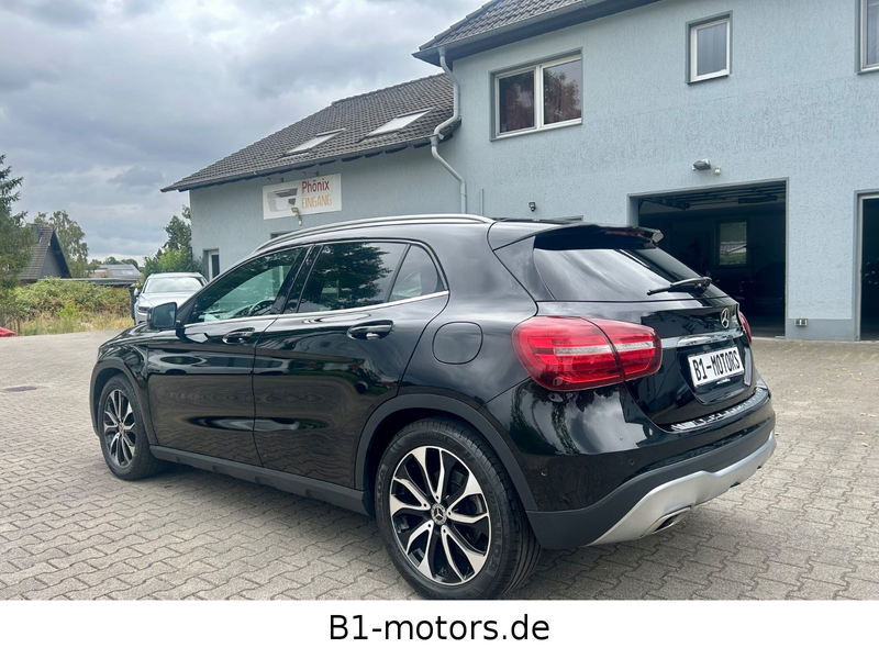Mercedes-Benz GLA 220 CDI / d 4Matic*LED*Navi*AHK*Stand-HZG*1A — photo 12