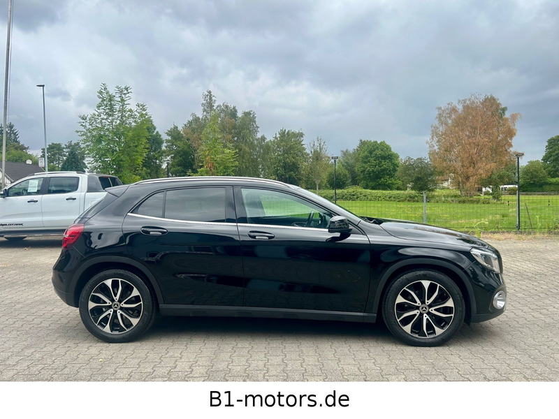 Mercedes-Benz GLA 220 CDI / d 4Matic*LED*Navi*AHK*Stand-HZG*1A — photo 5